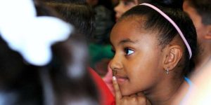 girl listening up